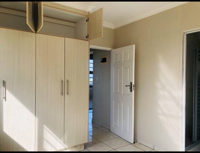 2 BEDROOM APARTMENT FOR SALE IN MANABA BEACH